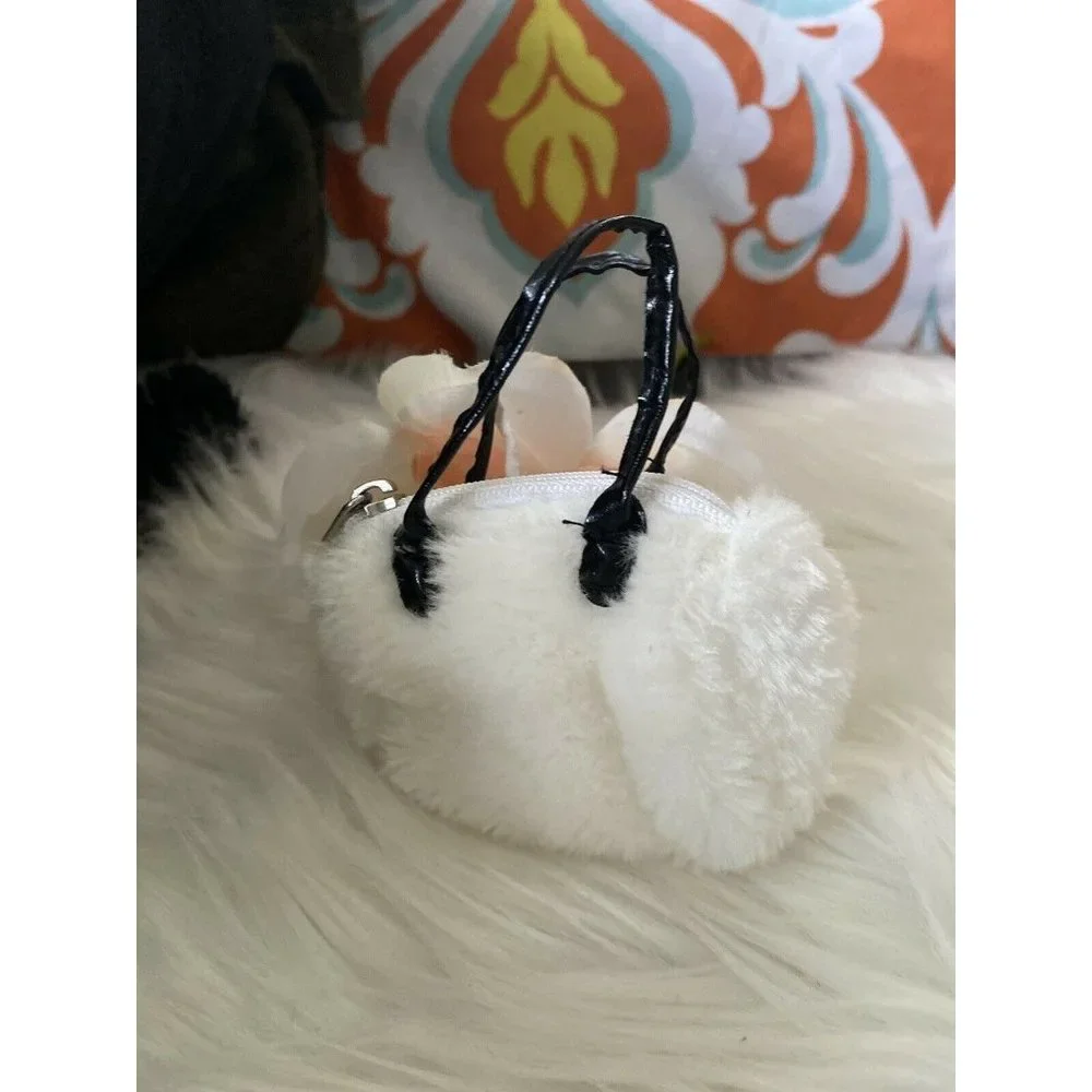 American Girl Battat OG Retired White Black Fluffy Hand Bag‎ for Dolls 16